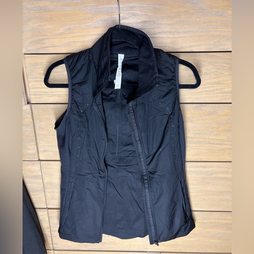 Lululemon vest size 6